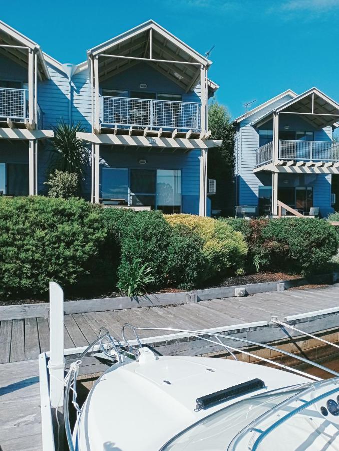 The View - Captains Cove Waterfront Resort 佩恩斯维尔 外观 照片