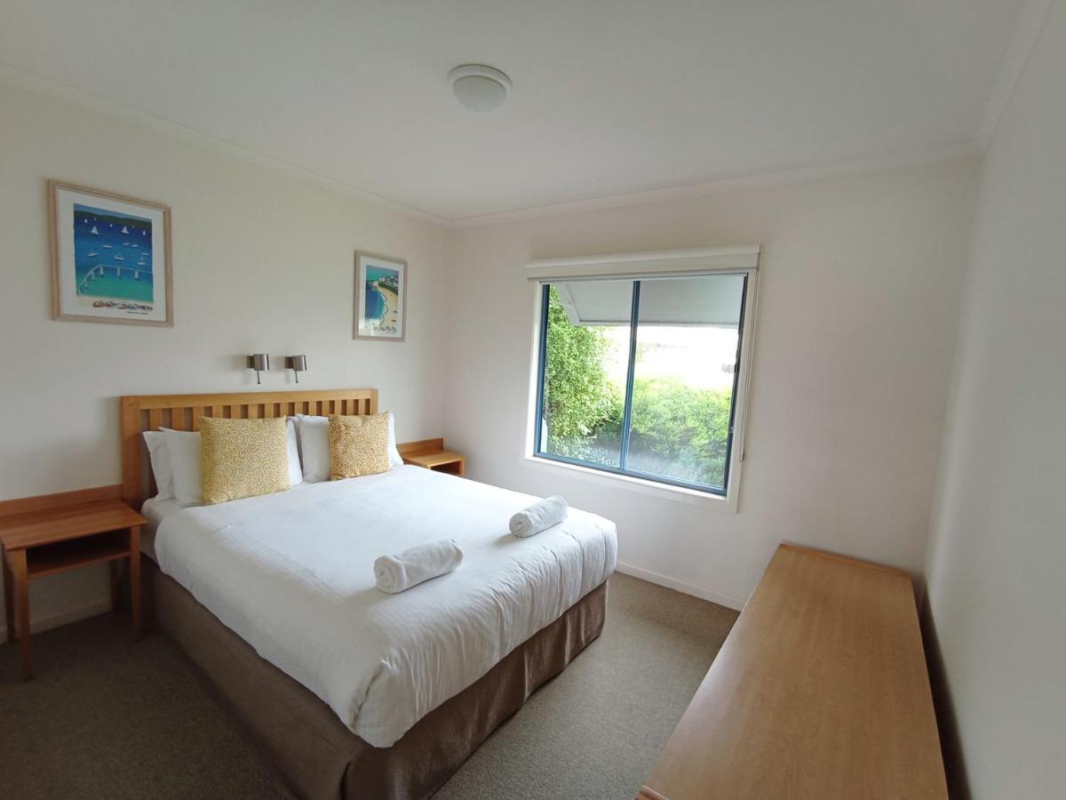 The View - Captains Cove Waterfront Resort 佩恩斯维尔 外观 照片