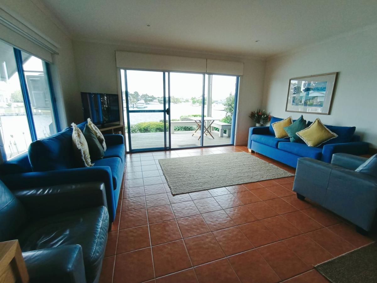 The View - Captains Cove Waterfront Resort 佩恩斯维尔 外观 照片