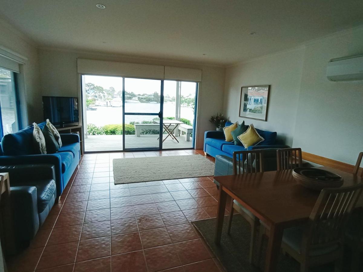 The View - Captains Cove Waterfront Resort 佩恩斯维尔 外观 照片