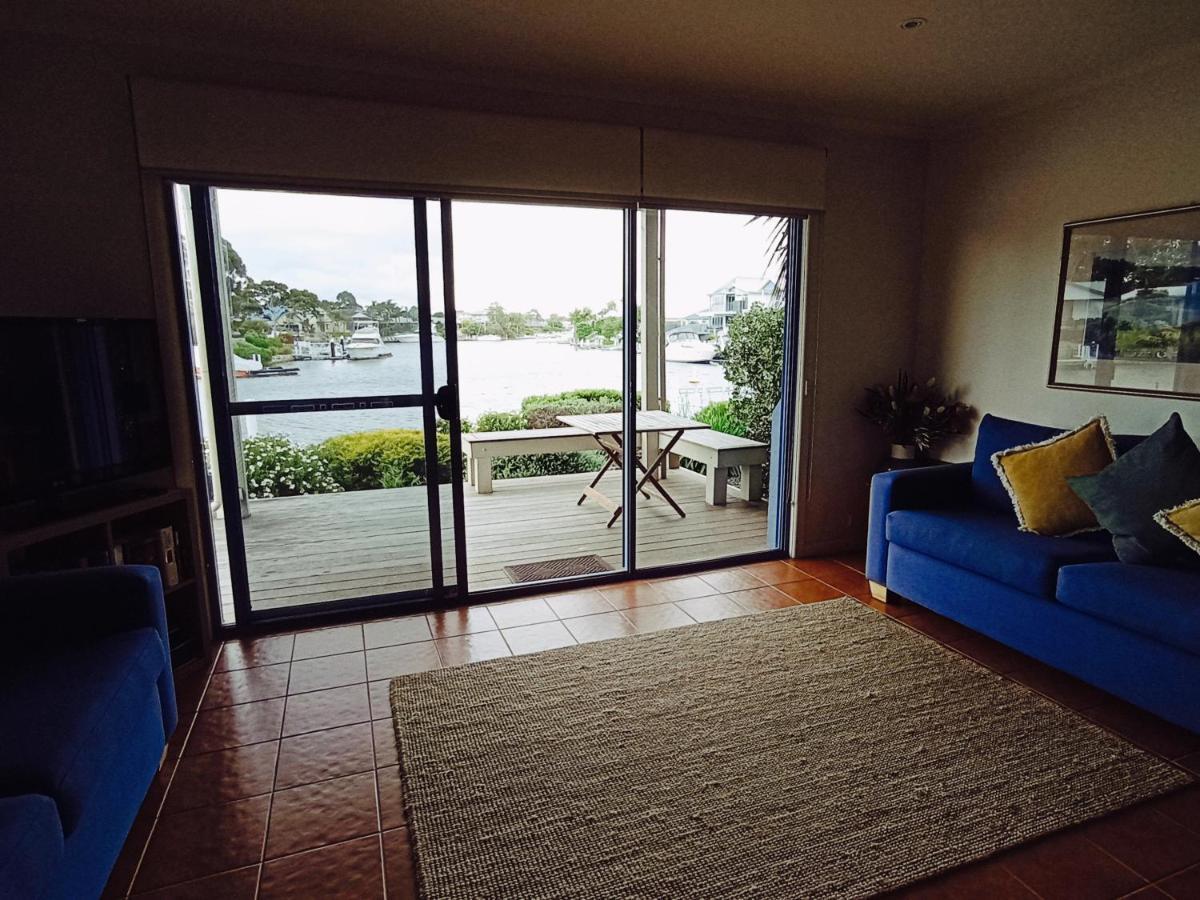 The View - Captains Cove Waterfront Resort 佩恩斯维尔 外观 照片
